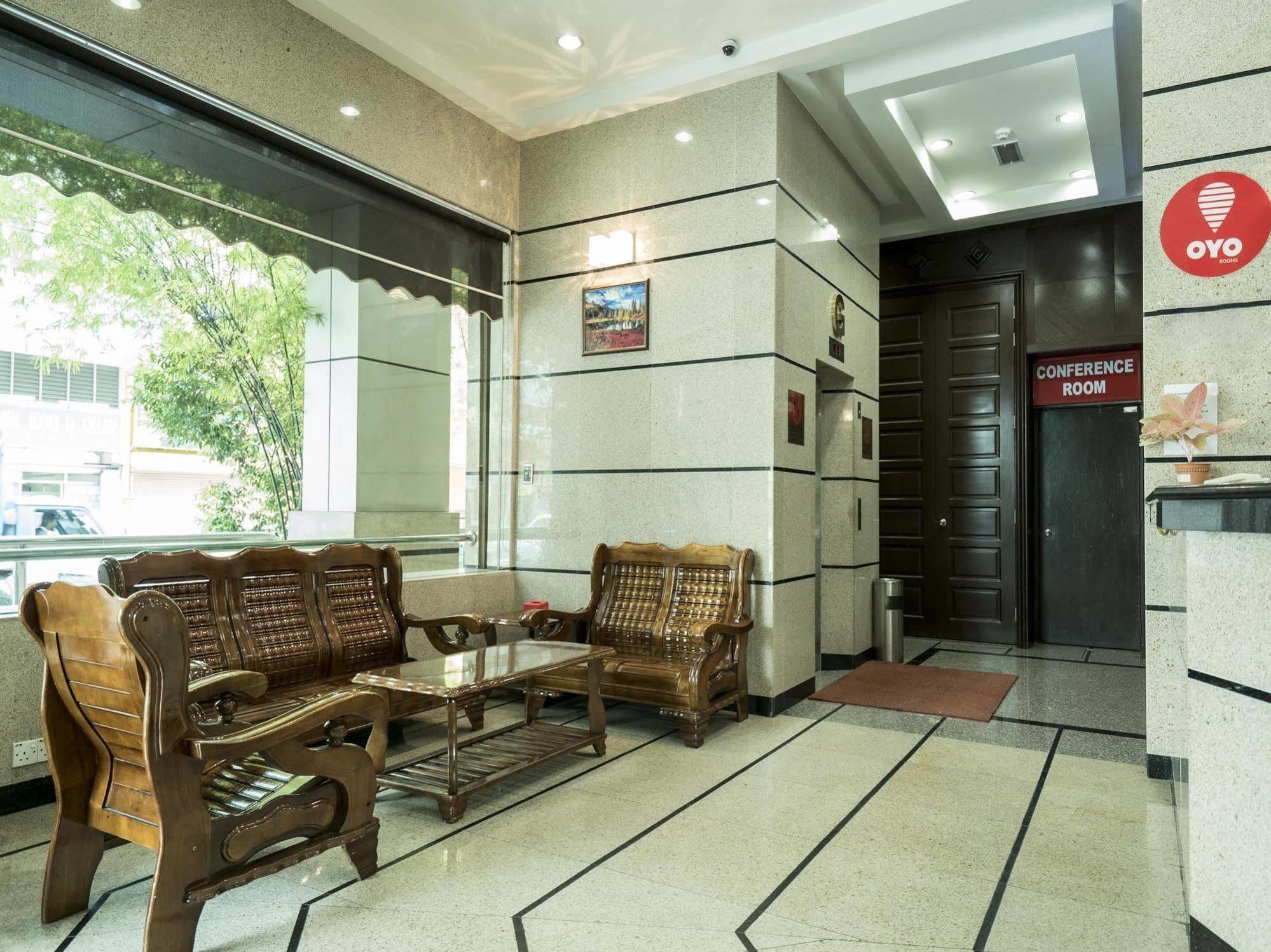 Family Hotel Klang Extérieur photo